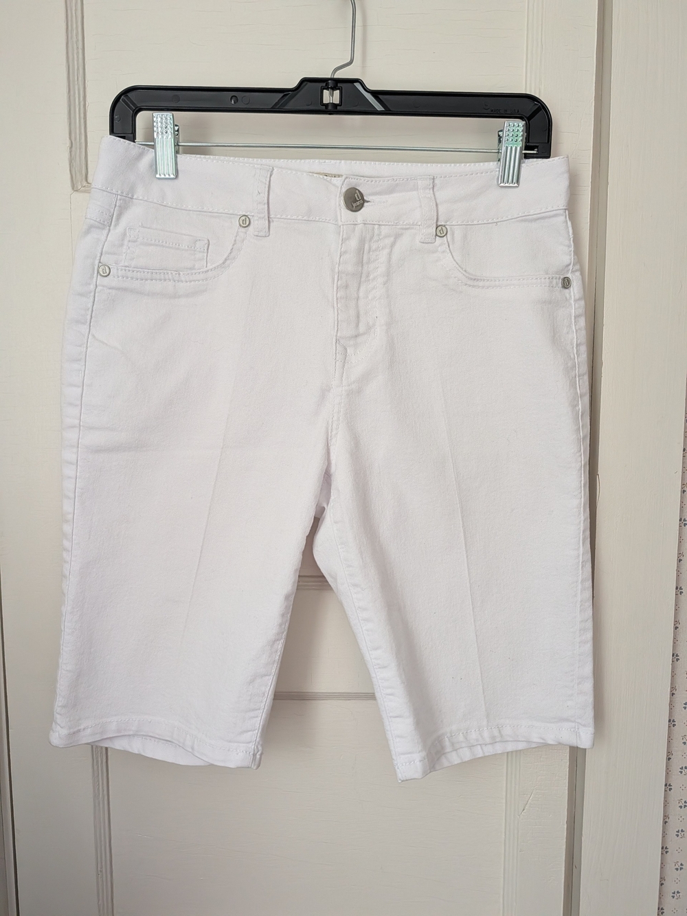 d. jeans New York 8 Women’s Bermuda Shorts Classic Summer Staple Coastal Chic